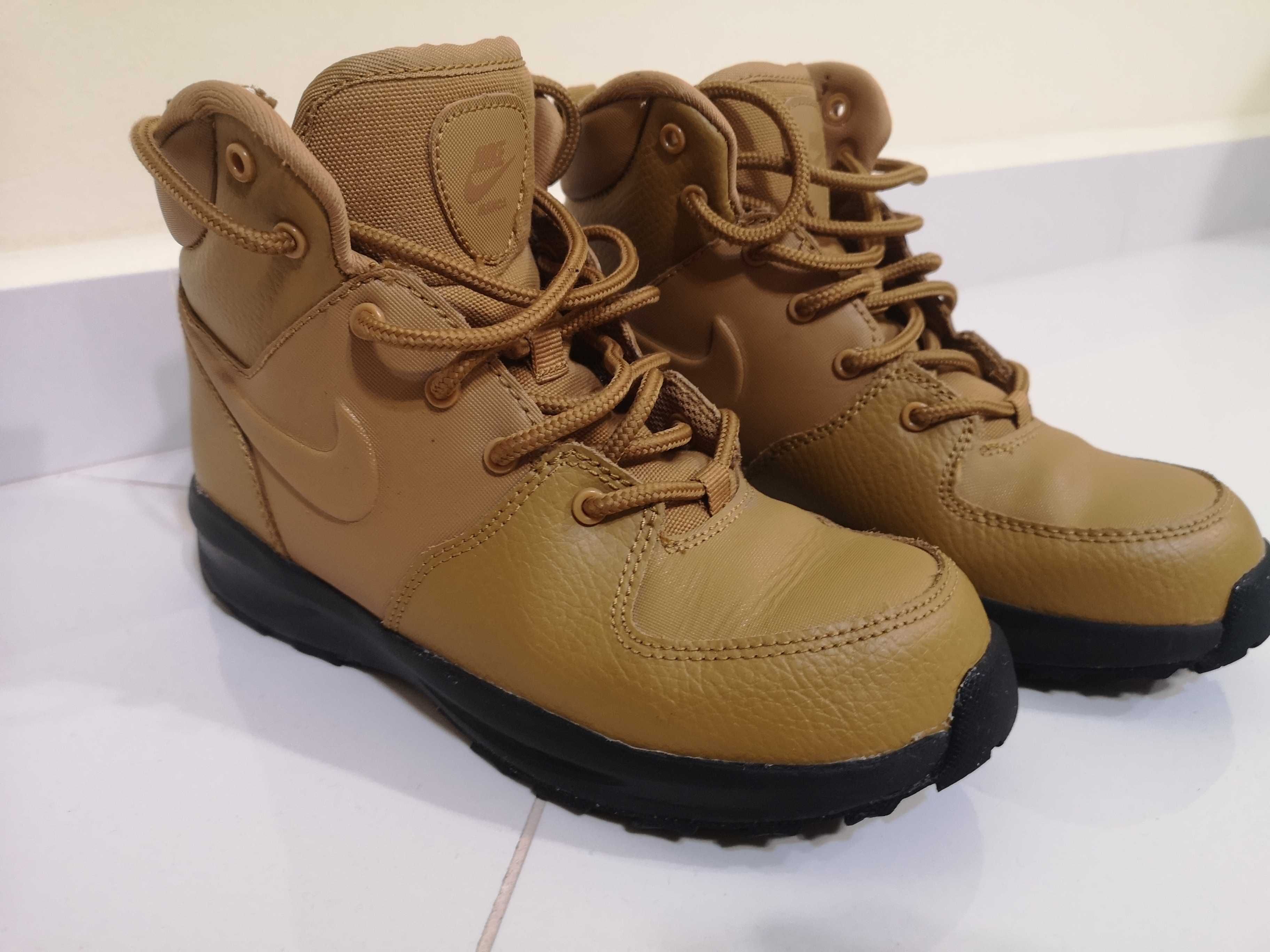 Ghete Nike Camel