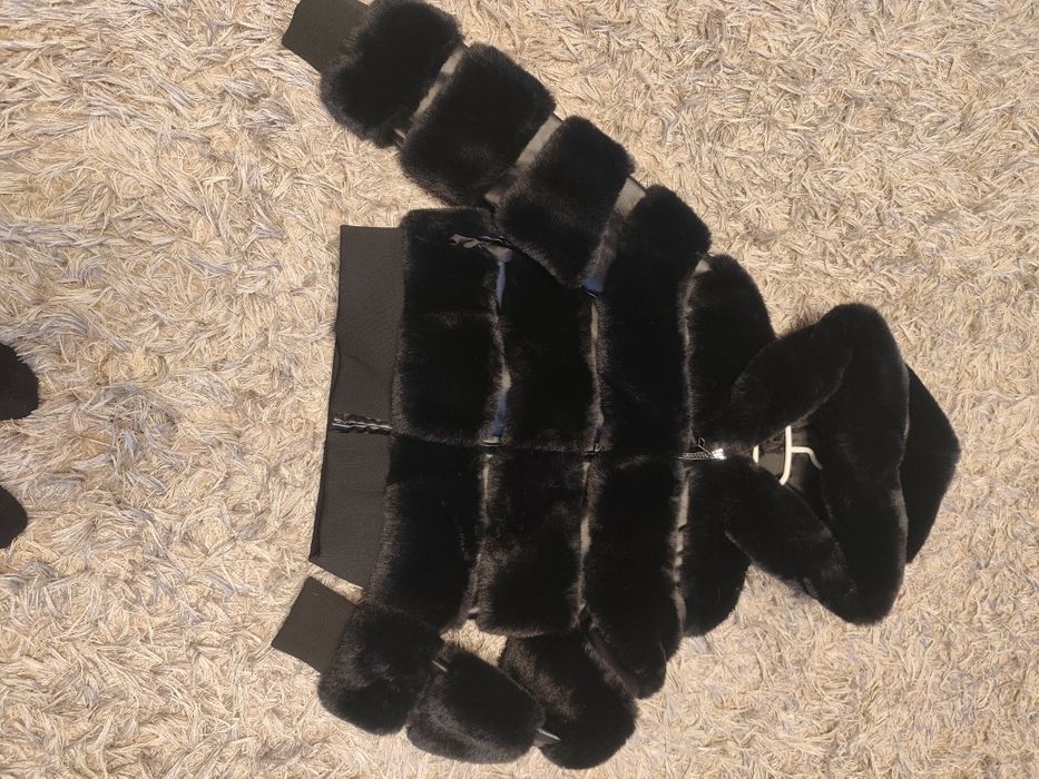 Geaca blana artificiala