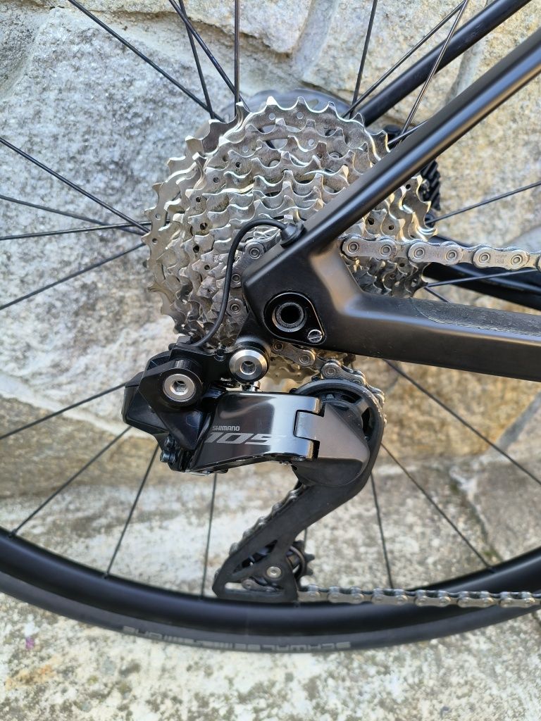 BMC Roadmachine FIVE Di2 2x12