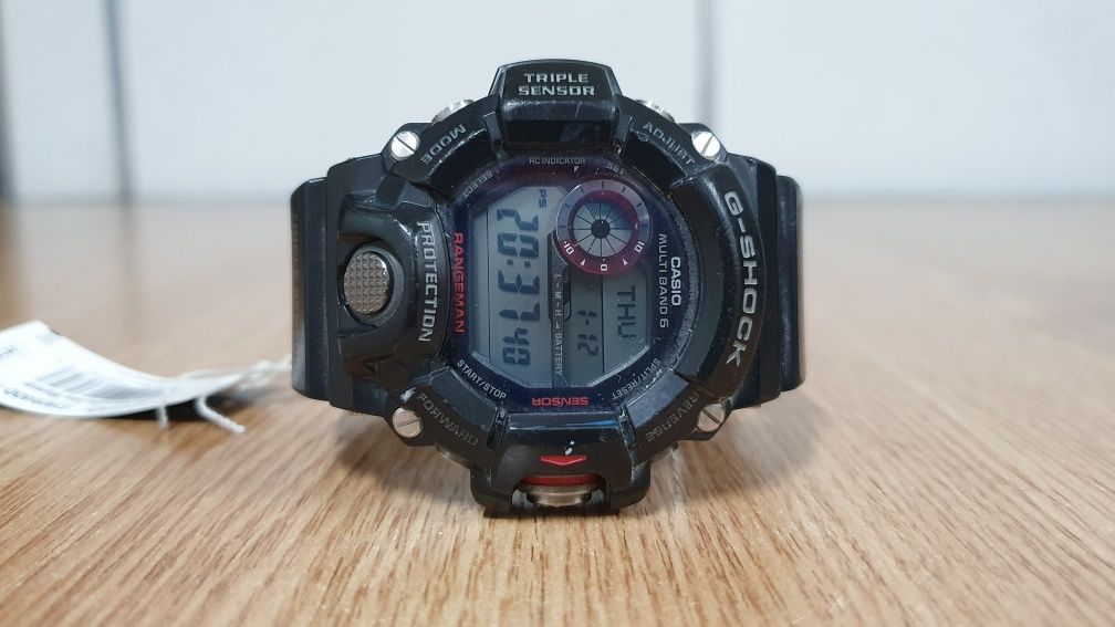 Vând Casio g-shock