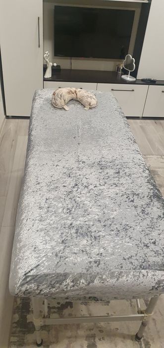 Masă de masaj portabilă cu husă inclusă in preț