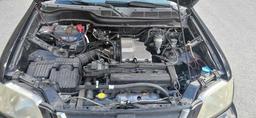 Продавам Хонда ЦР-В 2.0i 4x4 147 к.с. Фейслифт