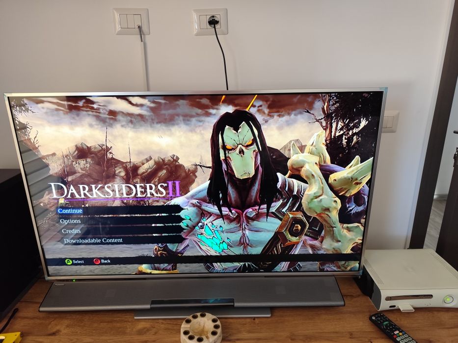 Vand XBOX360 Arcade + 2 jocuri originale FABLE 2+3