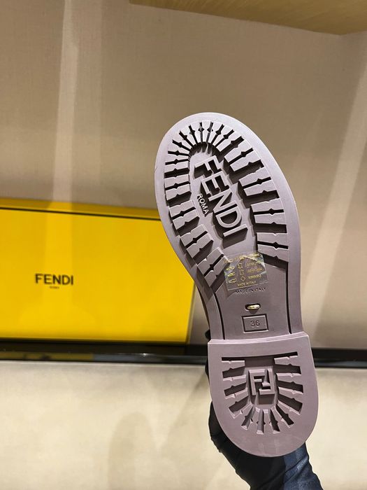 Cizme Fendi - piele naturala 100% premium prezentare completa