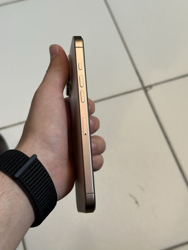 iPhone 16 Pro Max desert 256gb