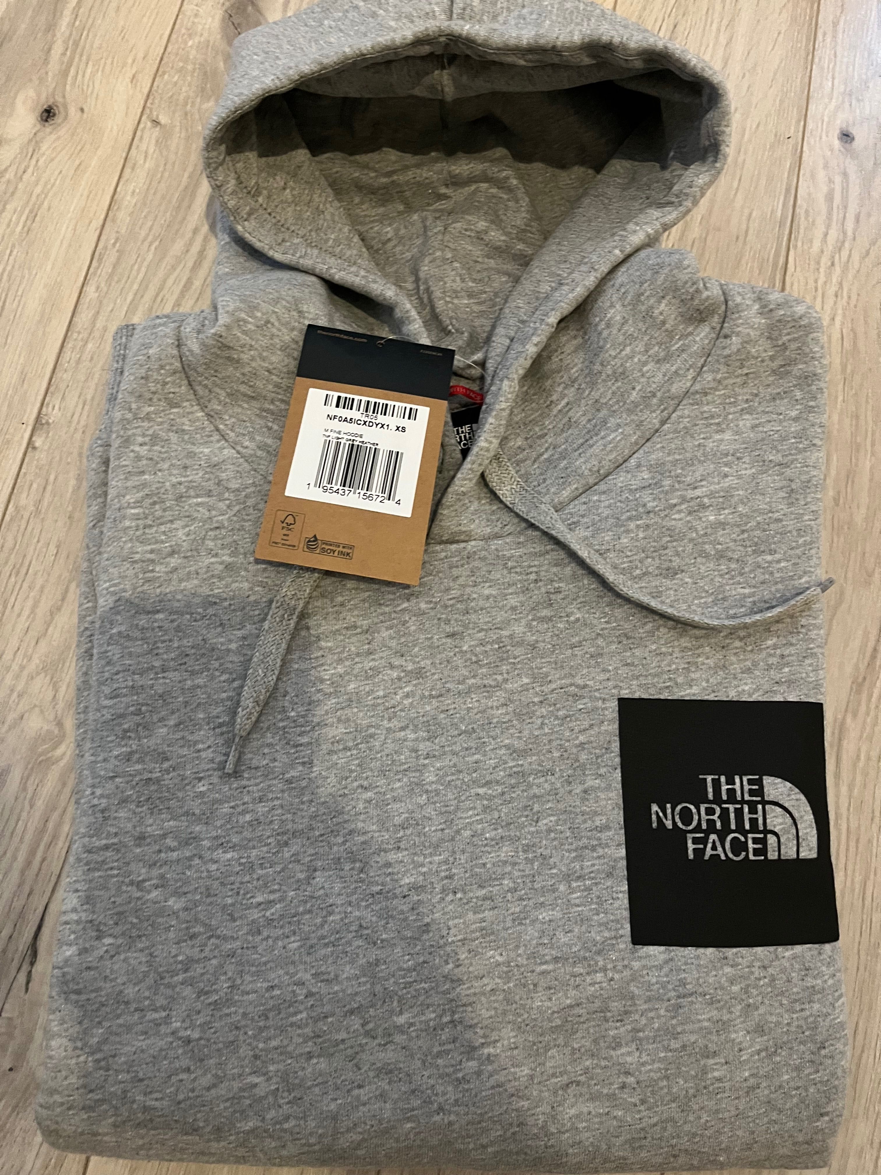 Чисто нов суичър The north face