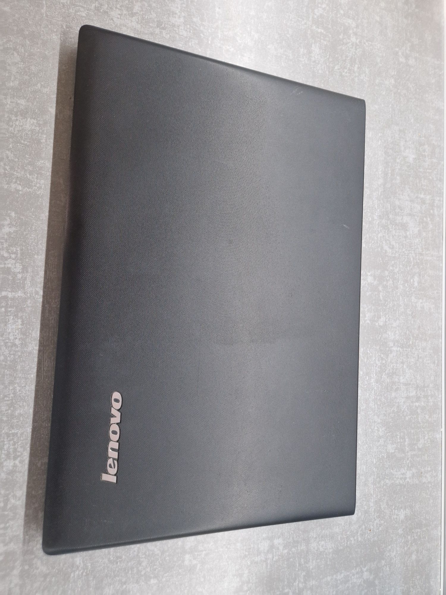Lenovo G70-70 17 инча