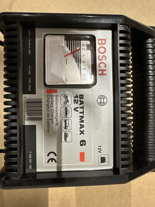 Зарядно  за акомулатори  BOSCH