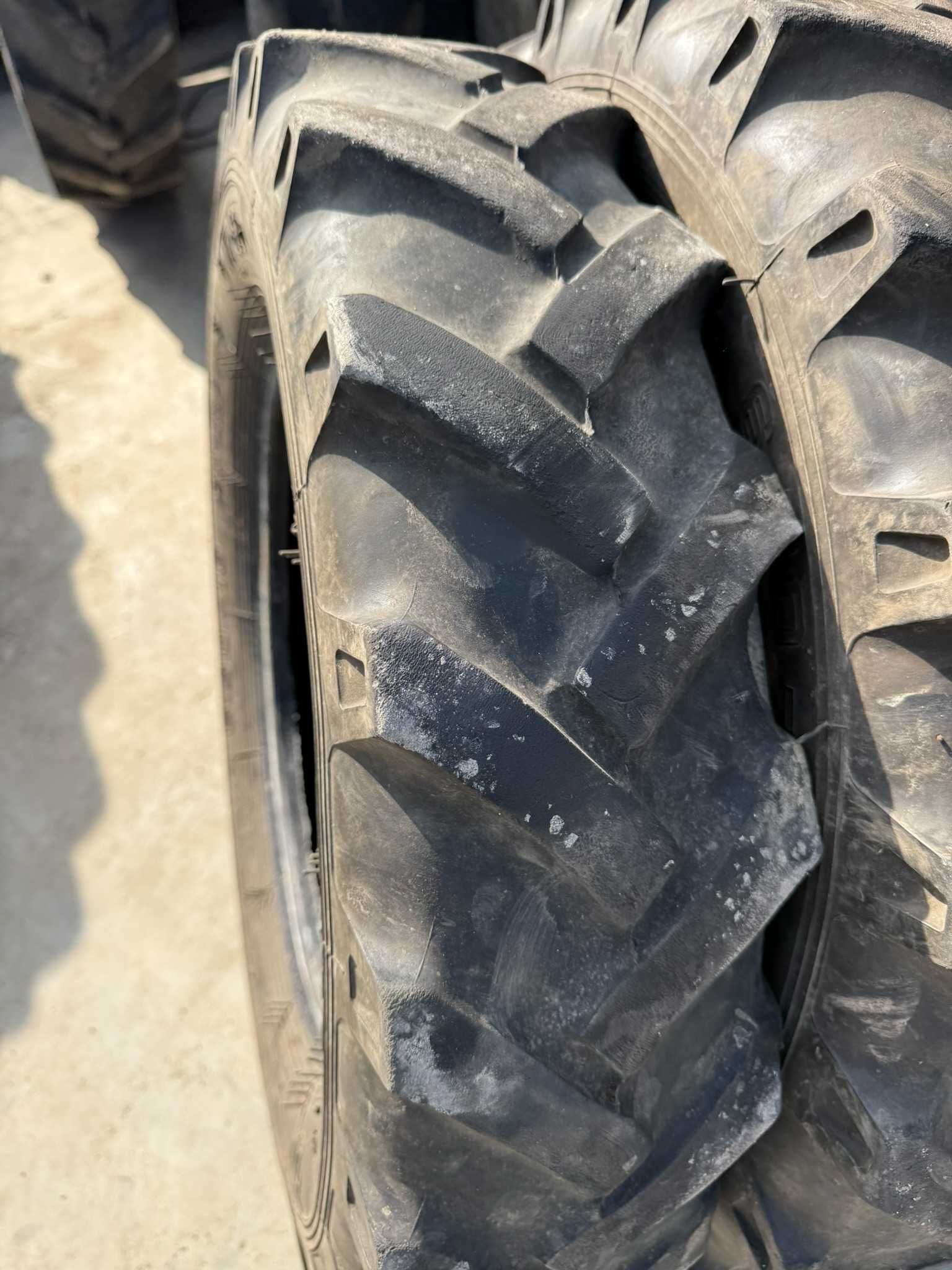 Cauciucuri 650 R16