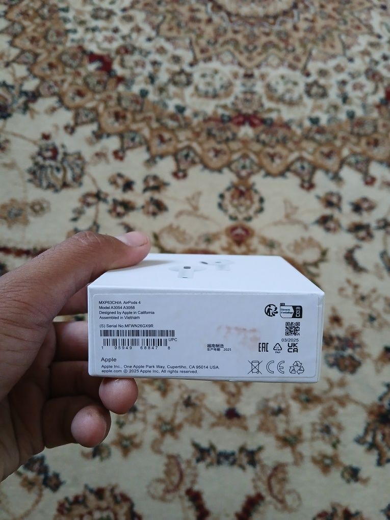 Airpods 4 отличном состоянии