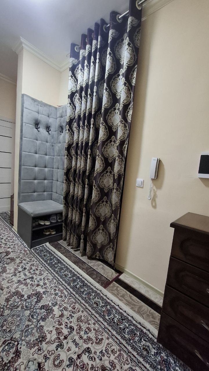 Сергеледа 3хона 76м²сотаман..мебил техника б.н.60500уе.
