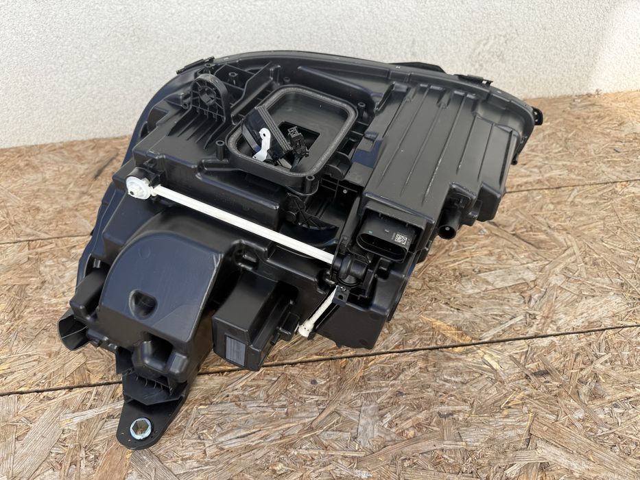 Far dreapta Mercedes E Class W213 Led Original Hella Europa