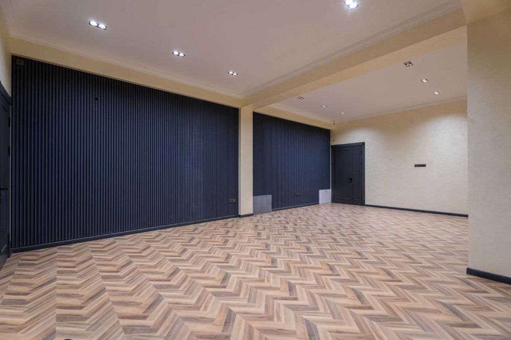 Продаётся отдельно стоящее здание 640 м2. на Саракульской Мирабадский