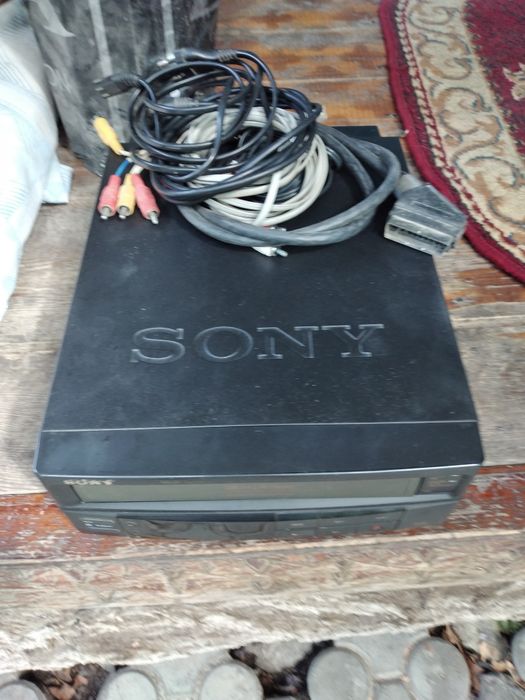 Видео магнитофон