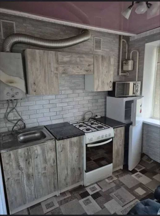 Дава се под наем Едностаен апартамент в София, Център - 44 кв.м за 356.49 € - Снимка #2