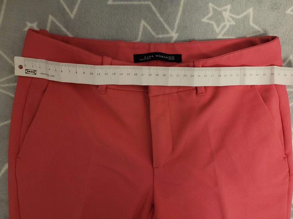 Pantaloni Zara xs