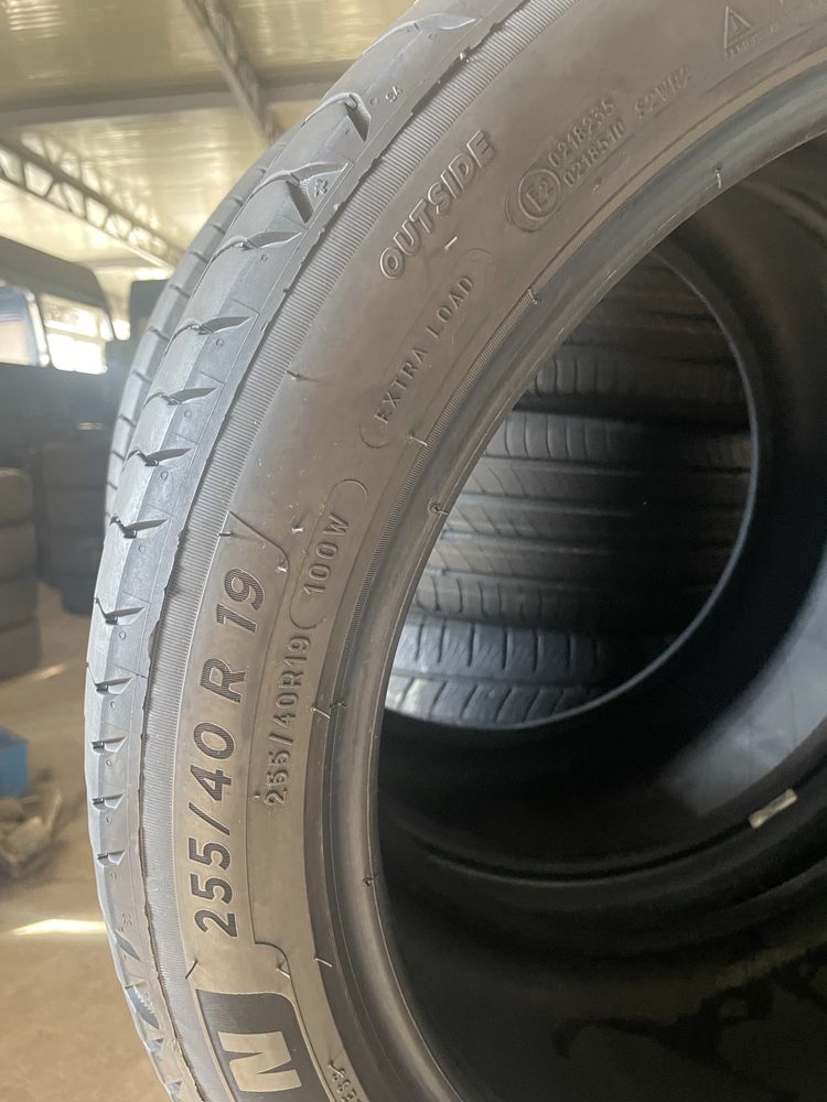 Anvelope vara 255/40/19 Michelin set 2 buc