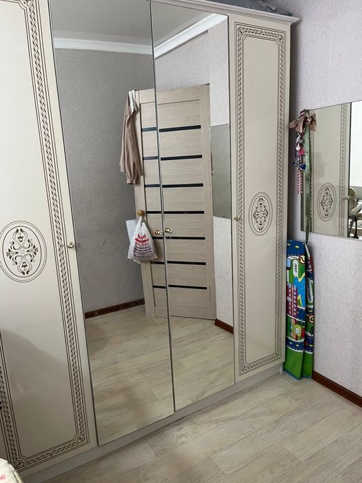 Продаю шкафы не дорого