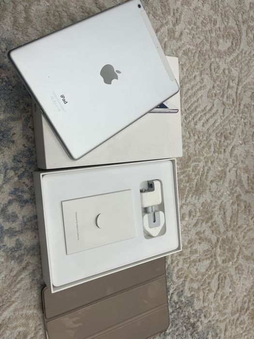 Продам Ipad Air wi-fi + celluar (sim) планшет