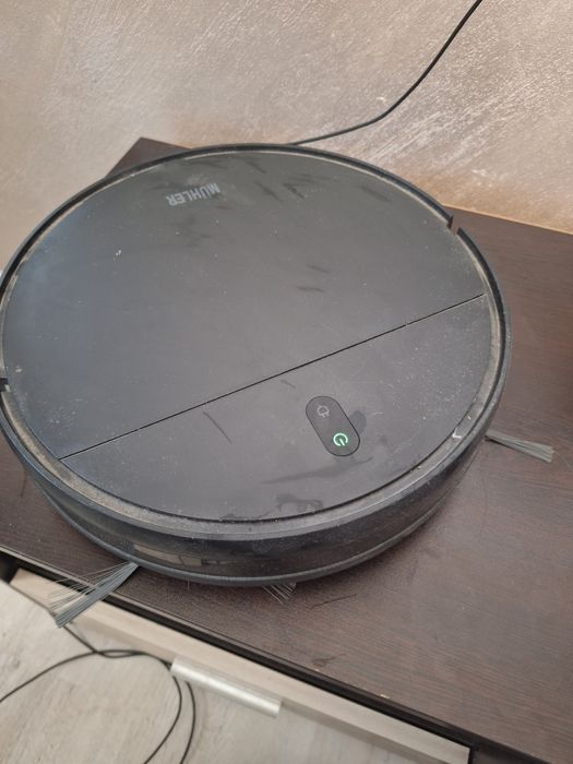 Прахосмукачка робот