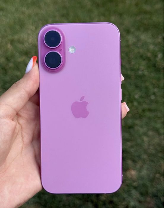 Vand Iphone 16 Roz 128 GB stare impecabila