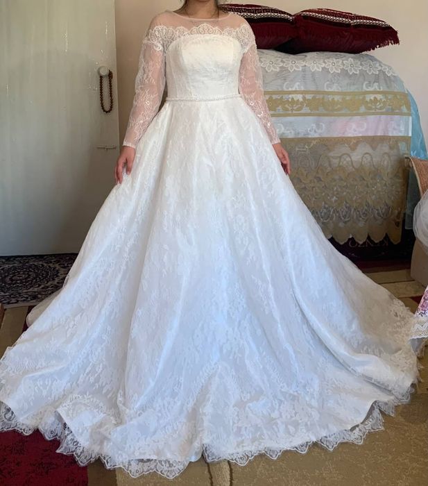 Свадебное платье