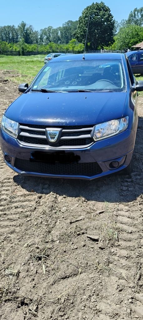 Logan 1.2 benzina. An 2015