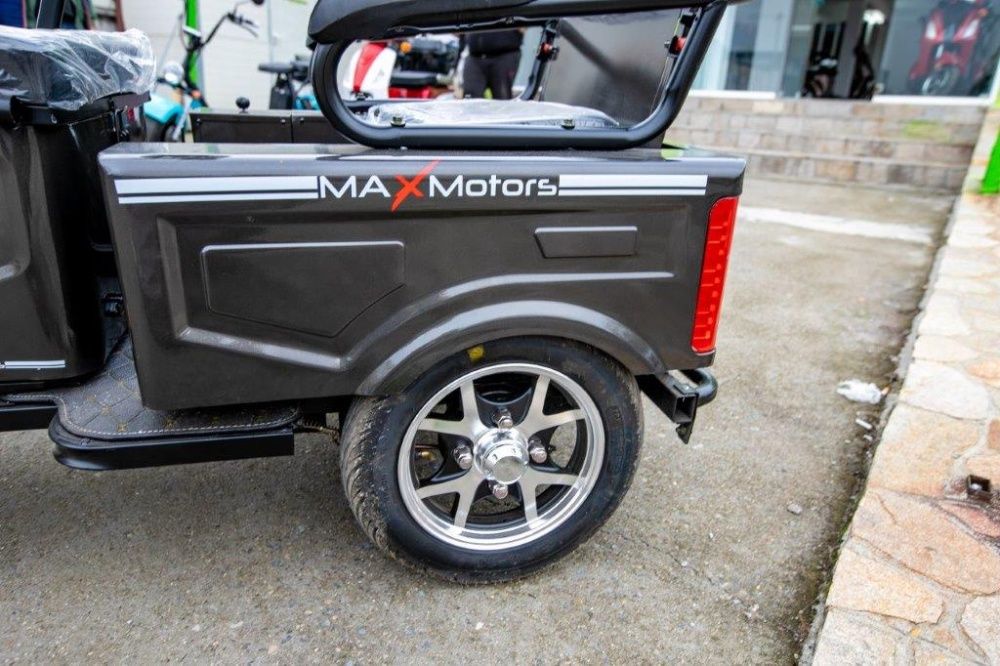 Двуместна електрическа карго триколка MAX MOTORS 1500W GRAY