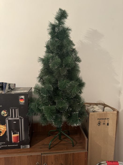 Продам новогоднюю елку в отличном состоянии