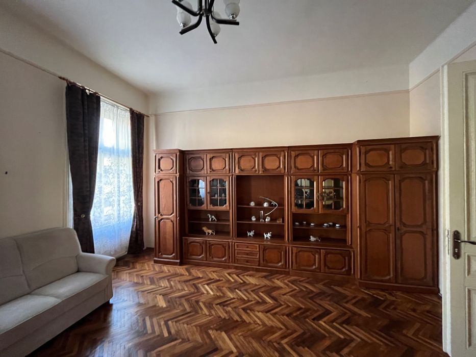 Mobilă vintage lemn masiv