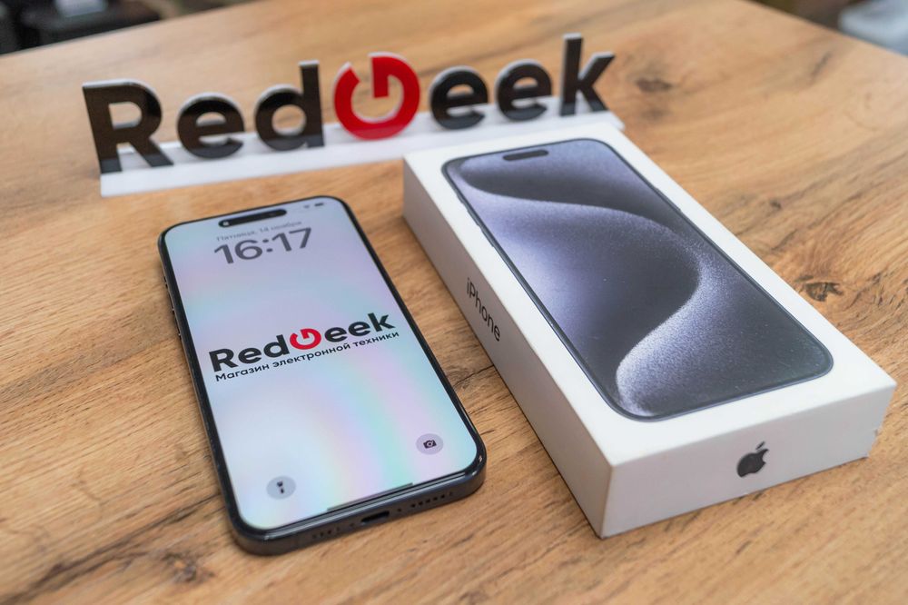 iPhone 15 Pro Max  256GB Магазин Red Geek