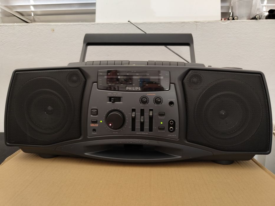 Radiocasetofon Philips Aw 7530 turbo bass Karaoke