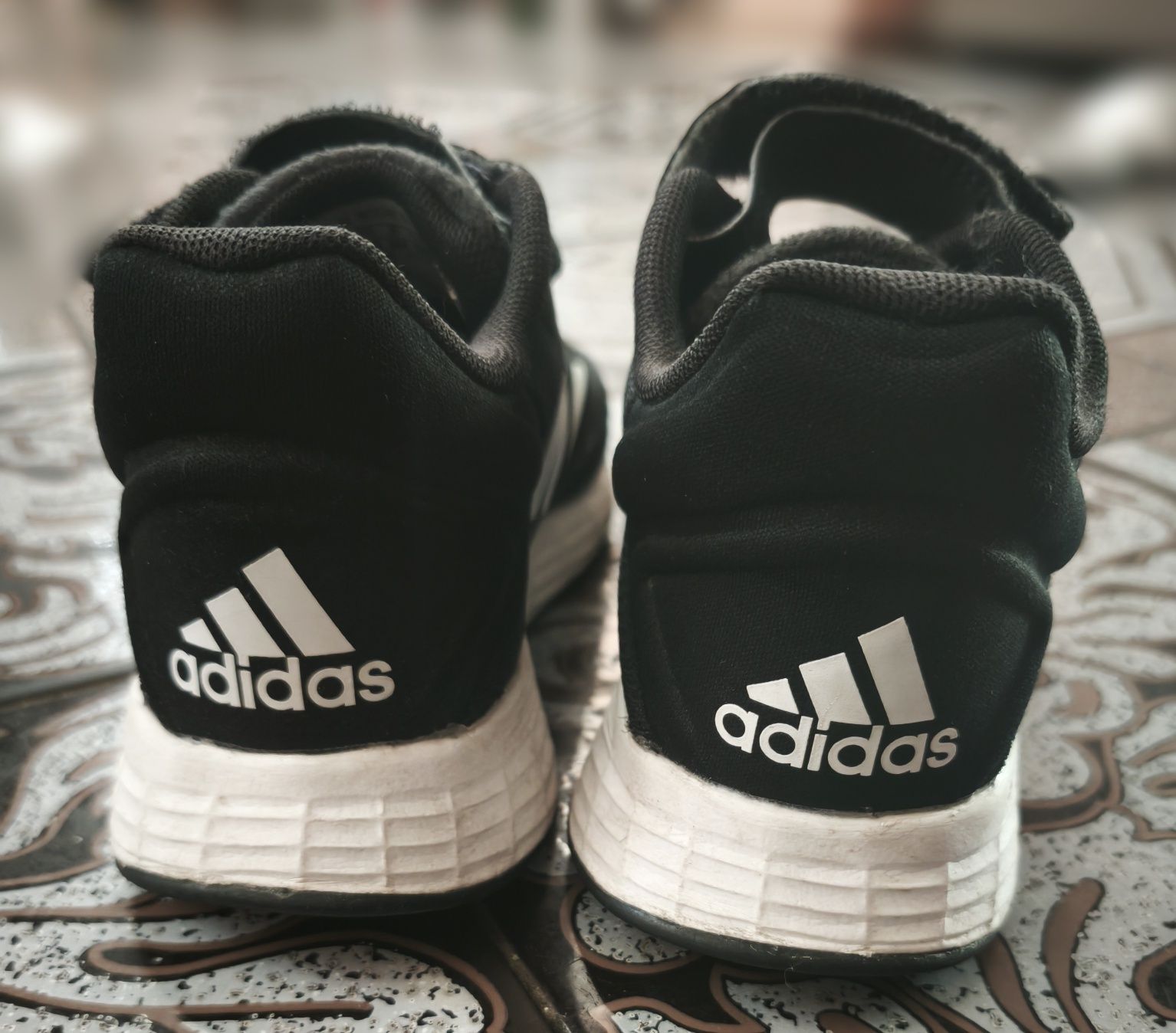 Adidas Duramo 10( цена за чифт)