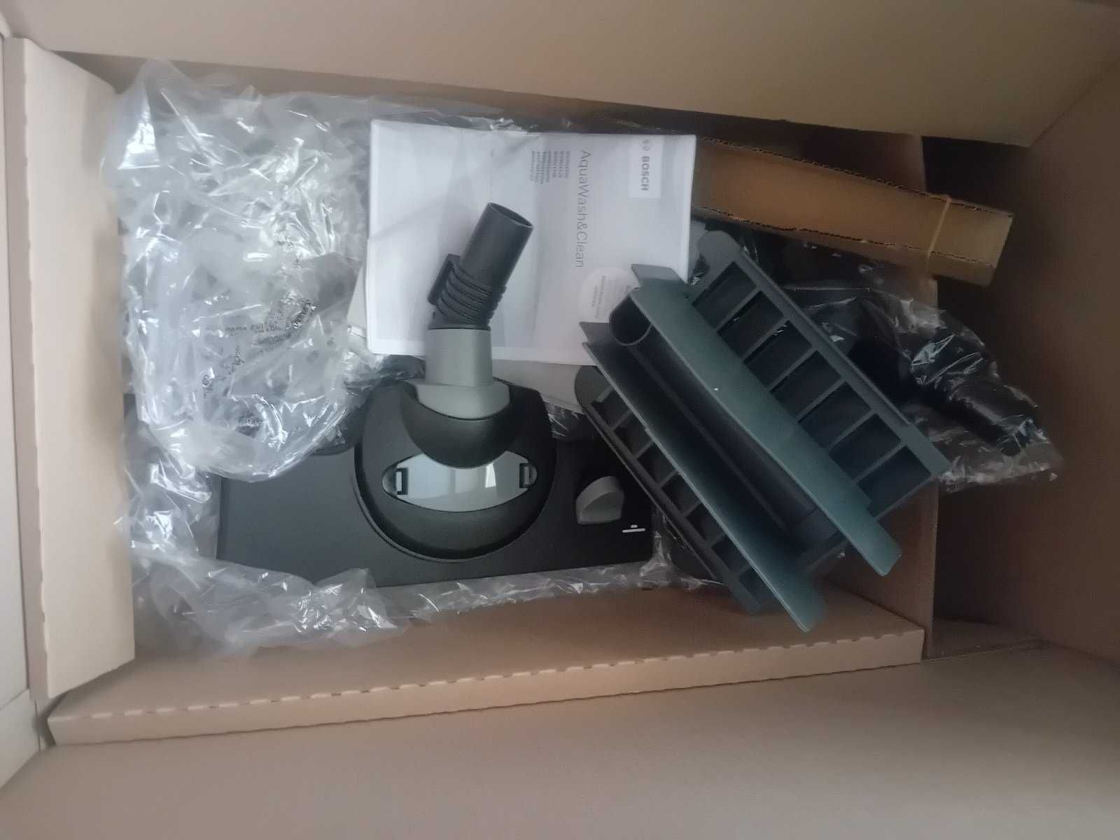 Перяща прахосмукачка Бош
Bosch BWD421PR-сухо/мо почти нова, в гаранция