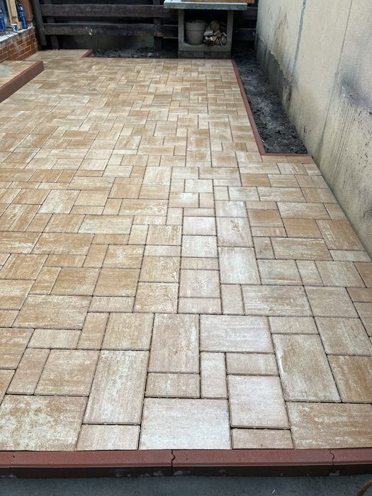 Montaji pavaj , borduri,rigole