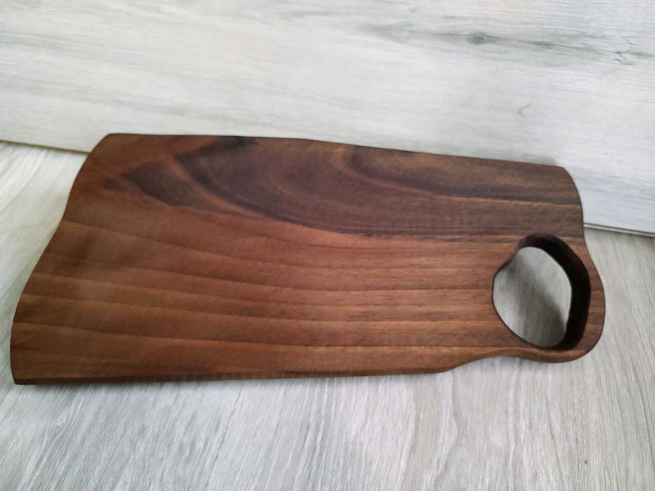 Дъска за сервиране или рязане на мезета