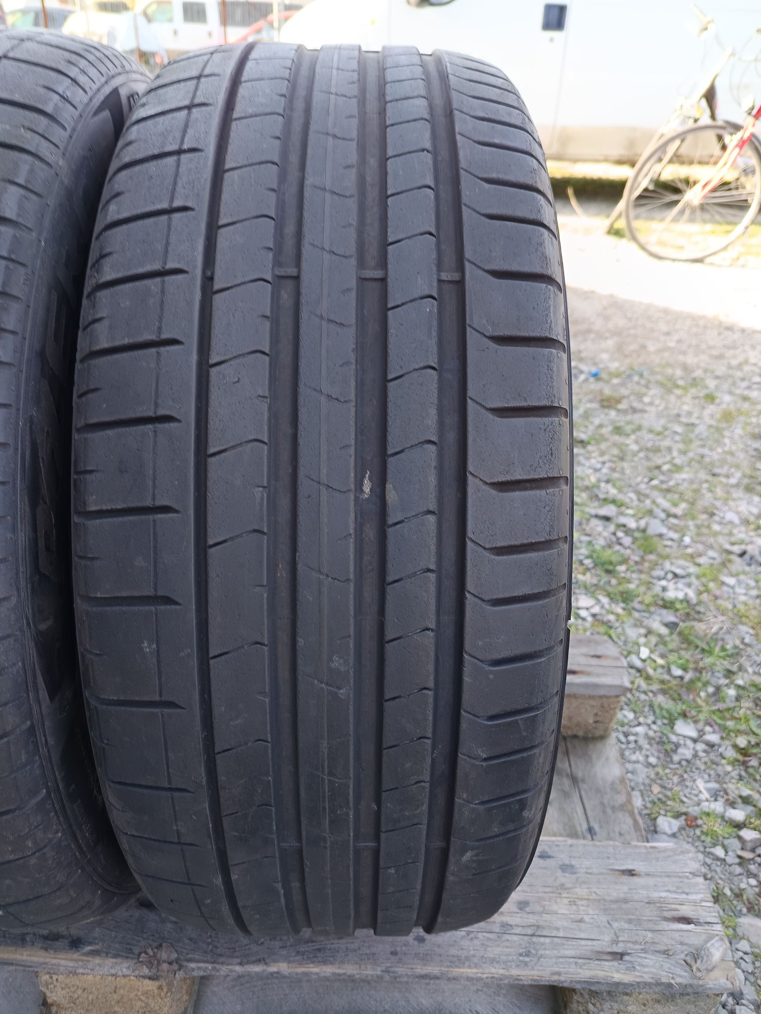 255 45 R 20 101Y PIRELLI P ZERO Дот 3720