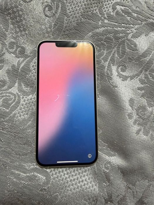 Iphone 13.         .