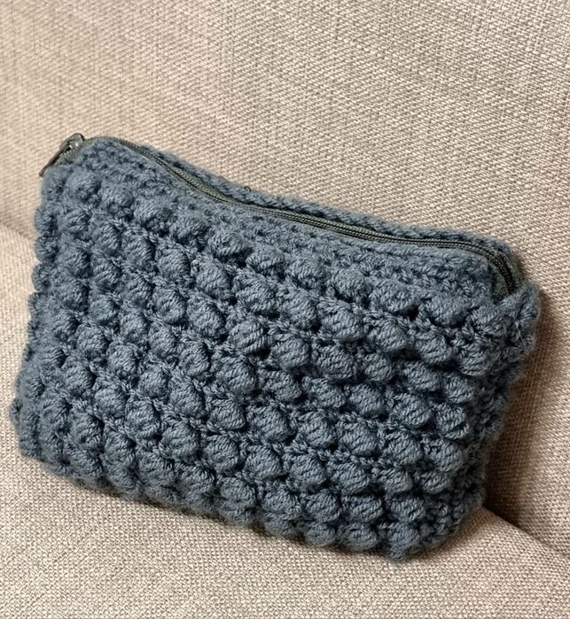 Вязанные косметички