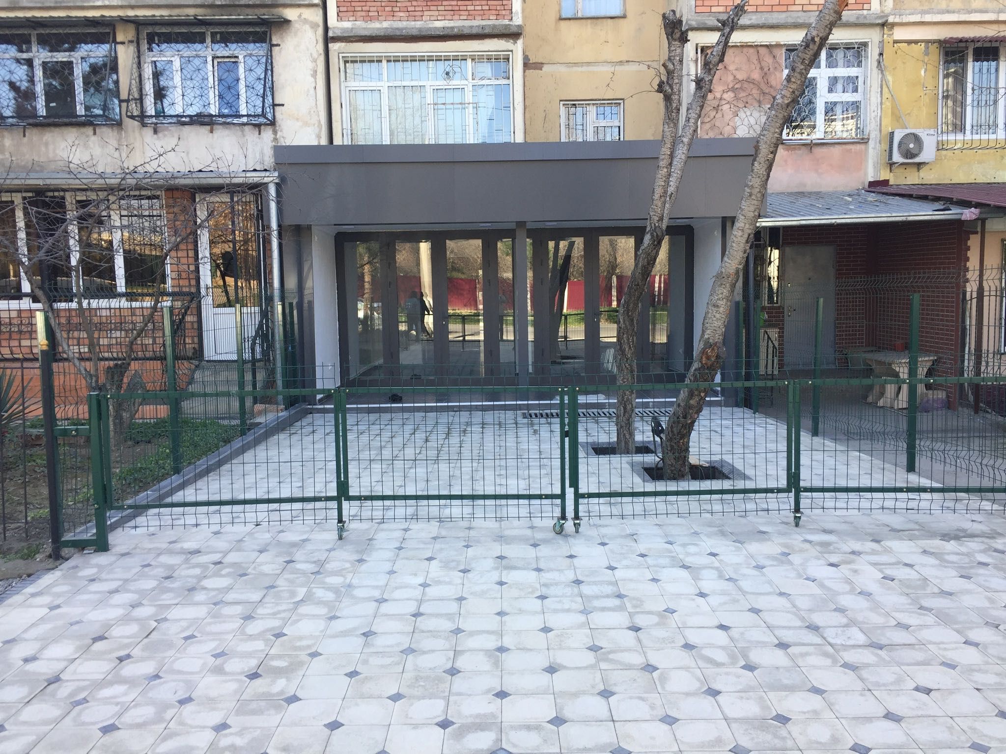 Вдоль дороги 60 м2 Юнусабад 19, владелец! Аренда