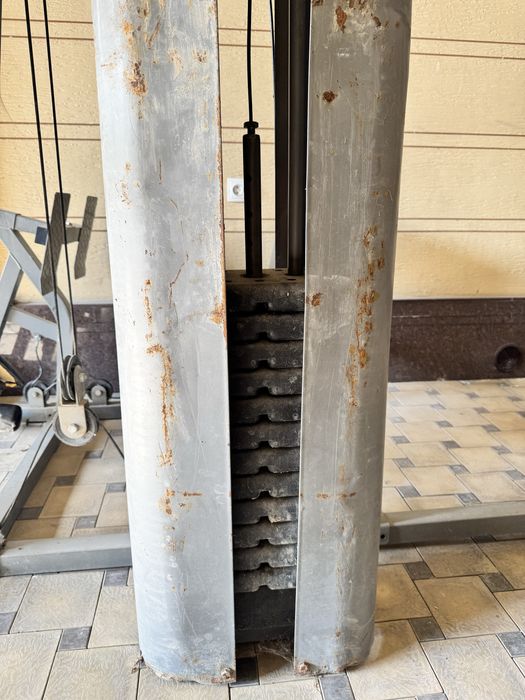 Тренажор с брусьями , тяга верхнего блока , пресс и многое доугое