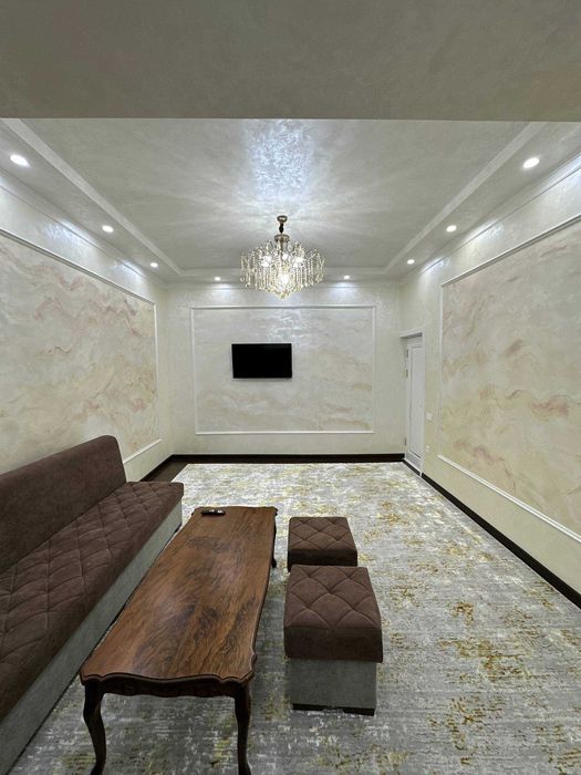 Срочно Продается квартира на Алмазарском районе ориентир ТЦ Ривиера