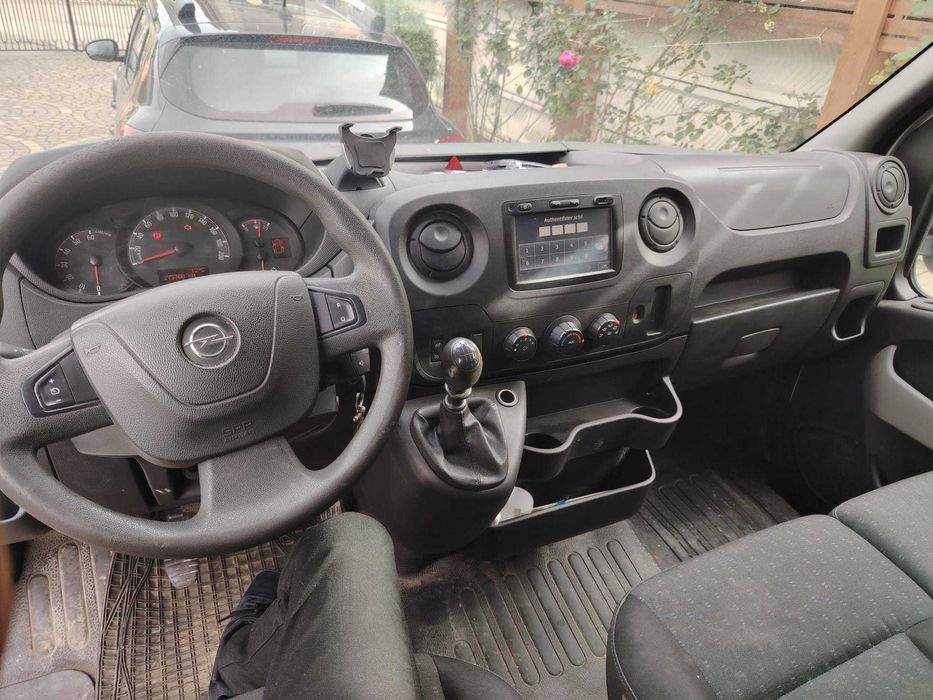 Autoutiltara frigorifica opel movano