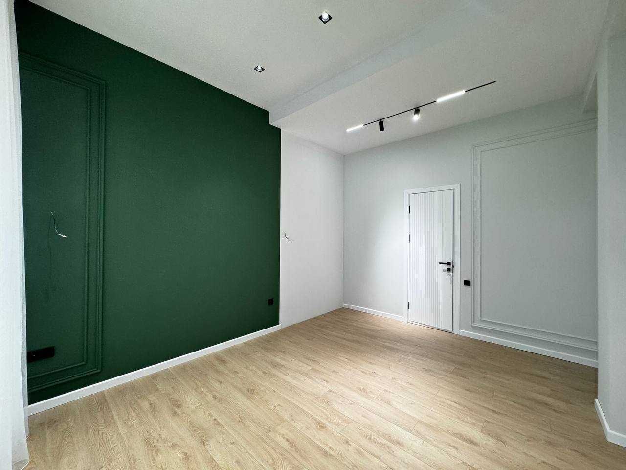 Паркентский ЖК Oq Saroy 2-комн 7/7 75 м² евроремонт часть обстановки