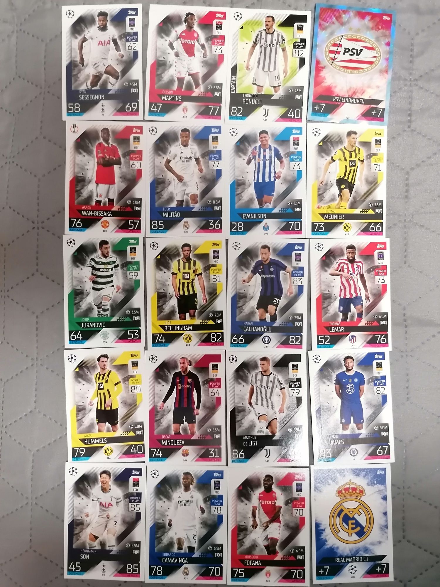 Carduri Match Attax