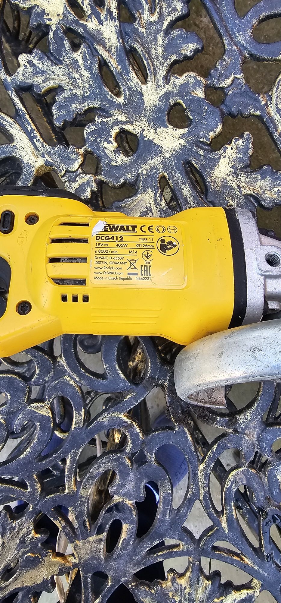 flex dewalt 18v.