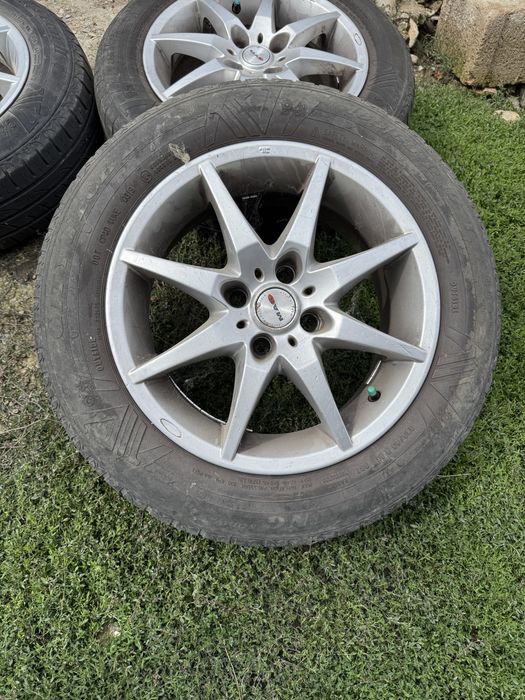 Cauciucuri cu jante de aliaj 4x100