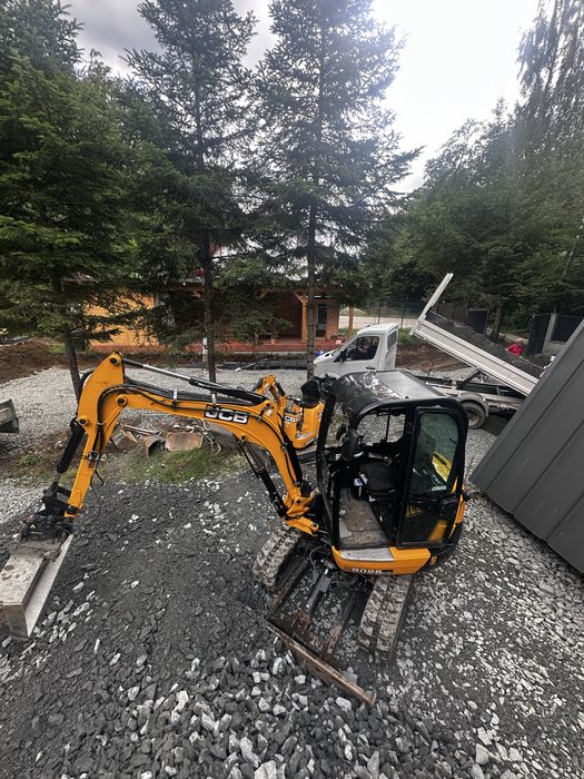 Inchiriem Miniexcavator, Microexcavato, Incarcator, Cilindru Compactor