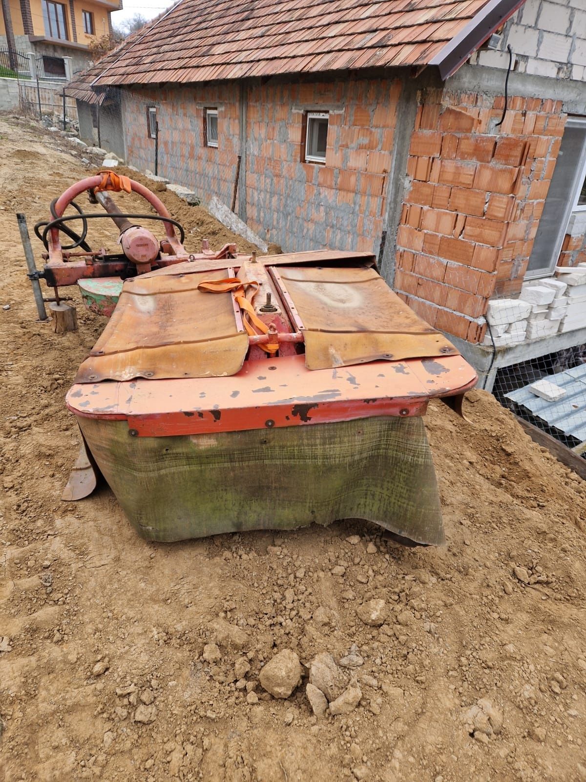 Cositoare pentru tractor
