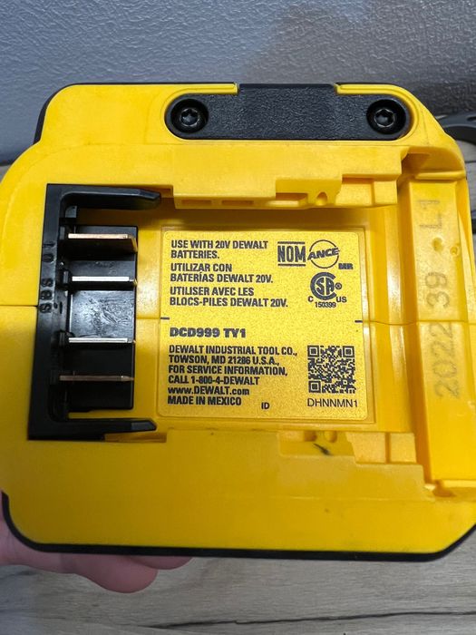 Masina de Gaurit Dewalt DCD 999